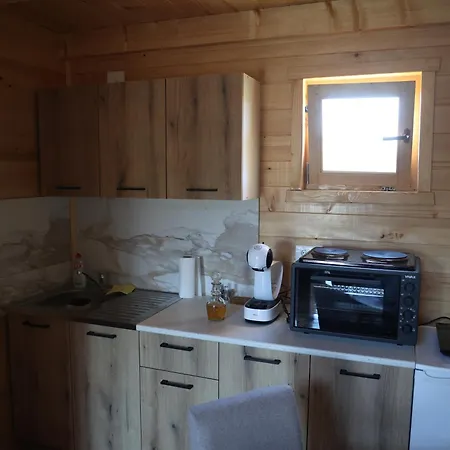 木屋 Brvnara Kao Na Dlanu